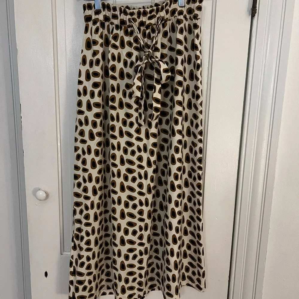 Leopard Print Maxi Skirt - Picture 3 of 5
